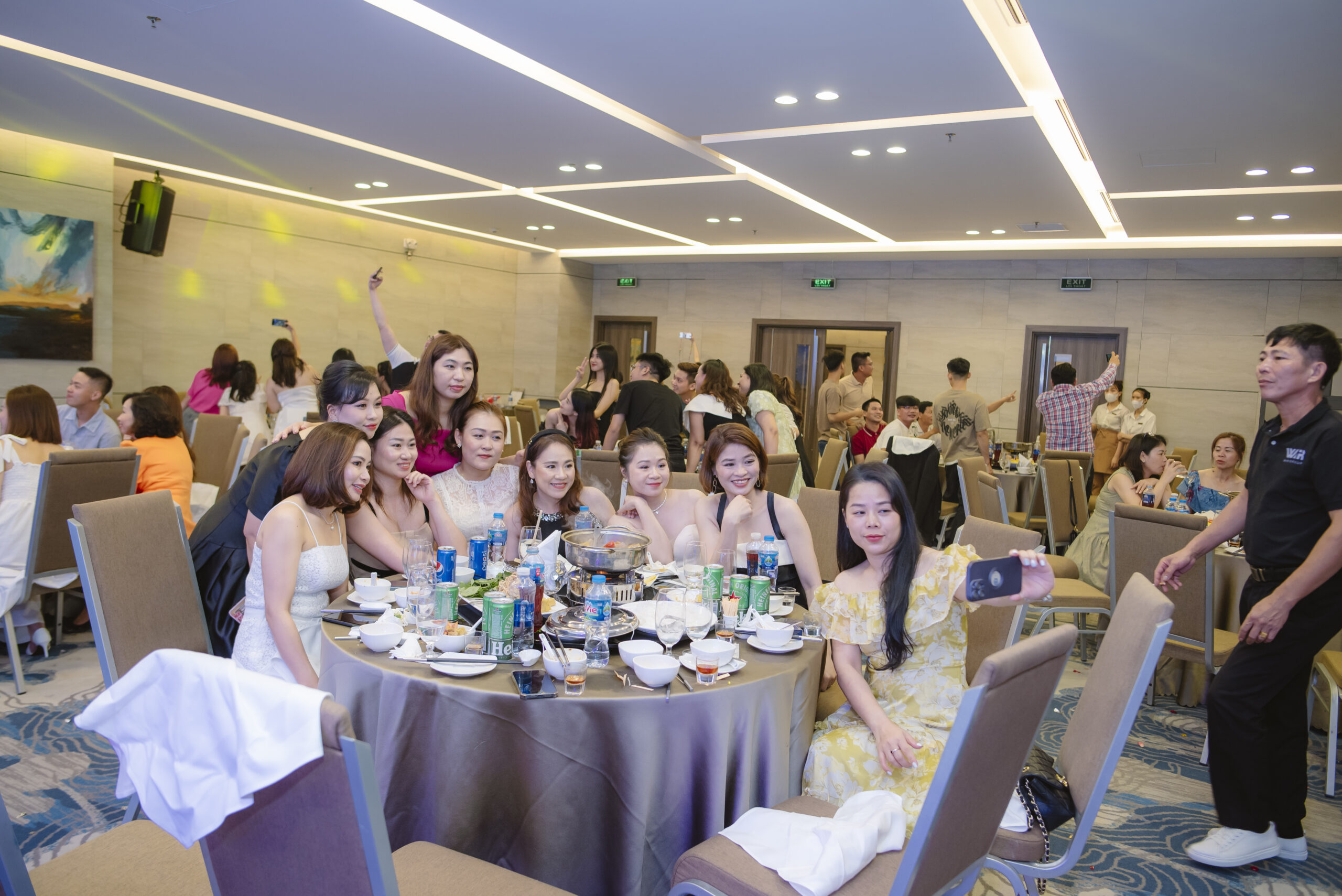 xay-dung-truyen-thong-ve-hinh-anh-cua-cong-ty