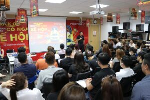 Kickoff và khai xuân