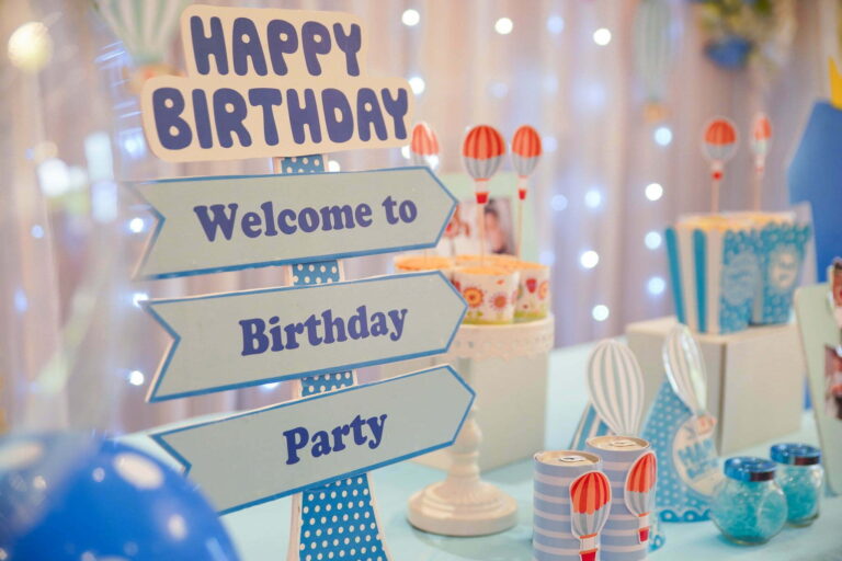 Tổ Chức Tiệc Sinh Nhật
